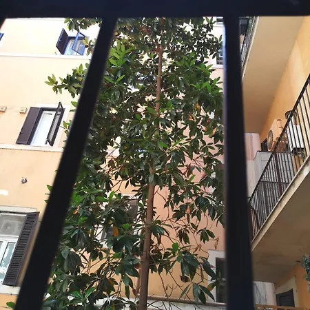 Guest house Dulcis In Pantheon Rome